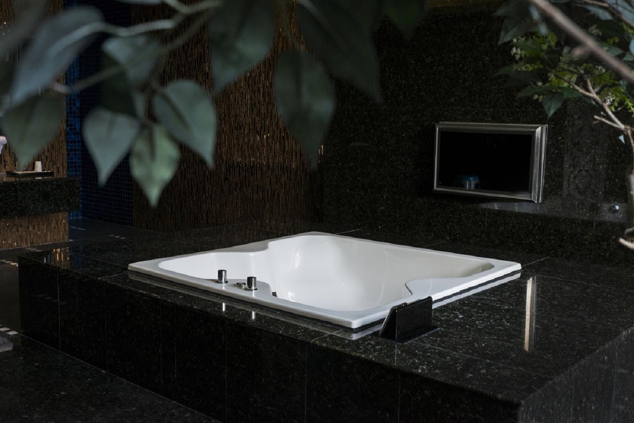 Blossom Motel Puxin Экстерьер фото