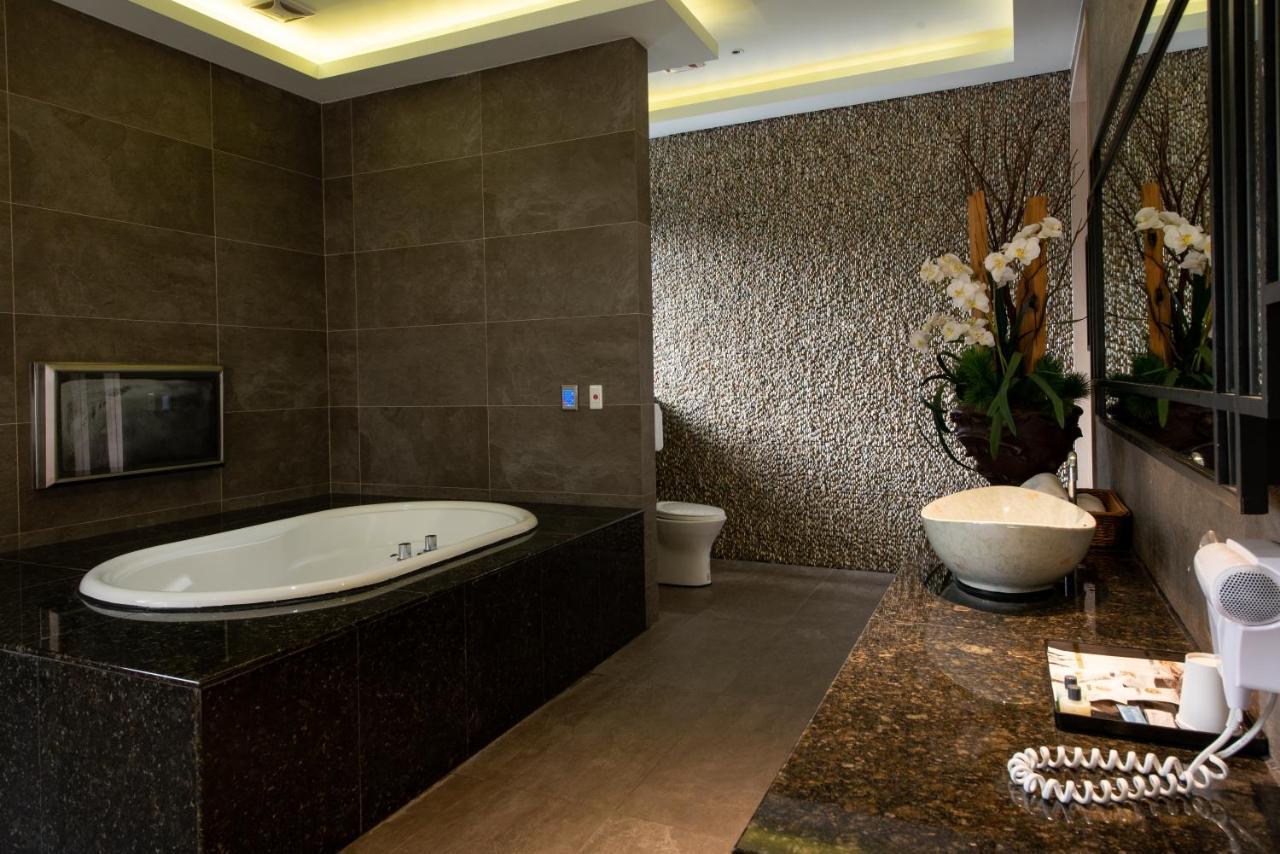 Blossom Motel Puxin Экстерьер фото