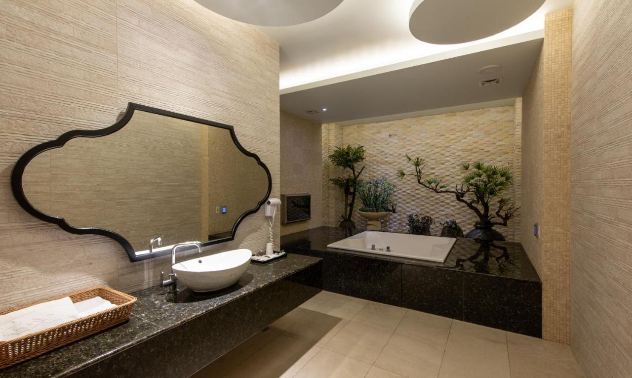 Blossom Motel Puxin Экстерьер фото